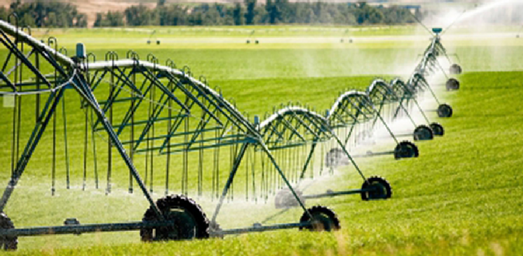 Pivô Central: Conheça as vantagens de seu uso na Irrigação