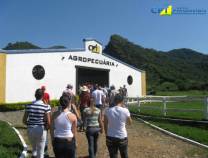 Visita dos alunos da Univiçosa à Fazenda Escola CPT - Março de 2010